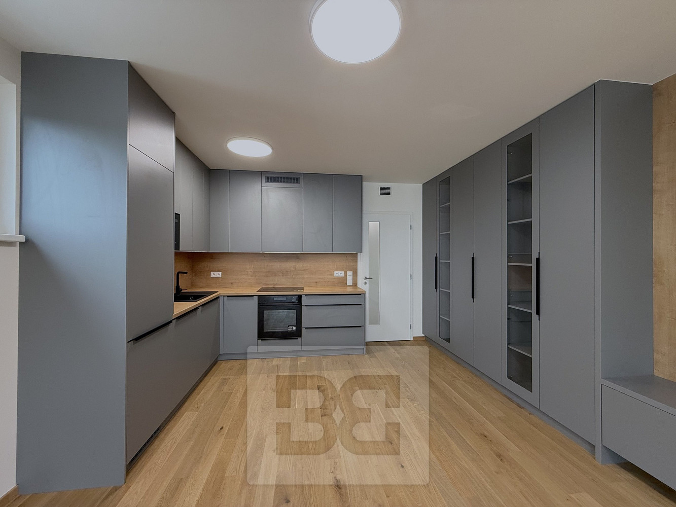 Pronájem bytu 3+kk 80 m² — photo 4