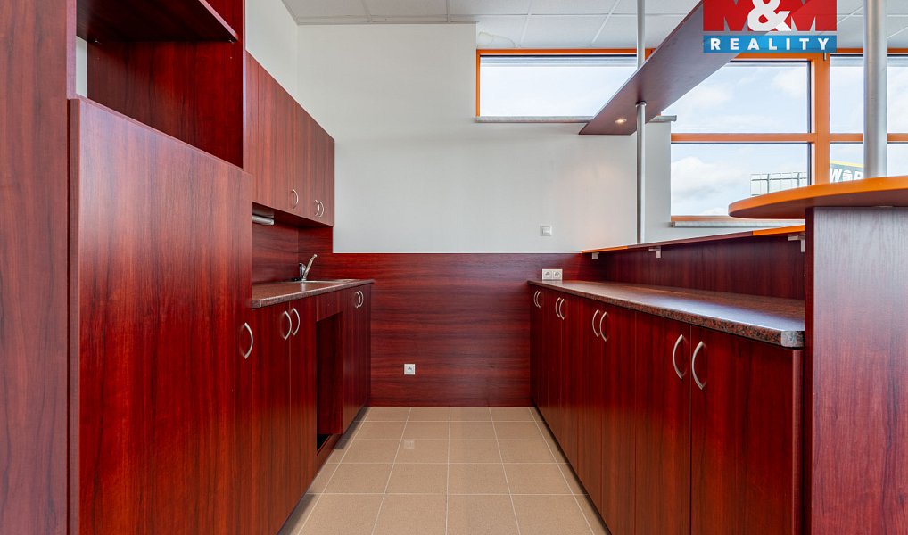 Prodej obchodních prostor 1 224 m², Žďár nad Sázavou – náhled fotky 16