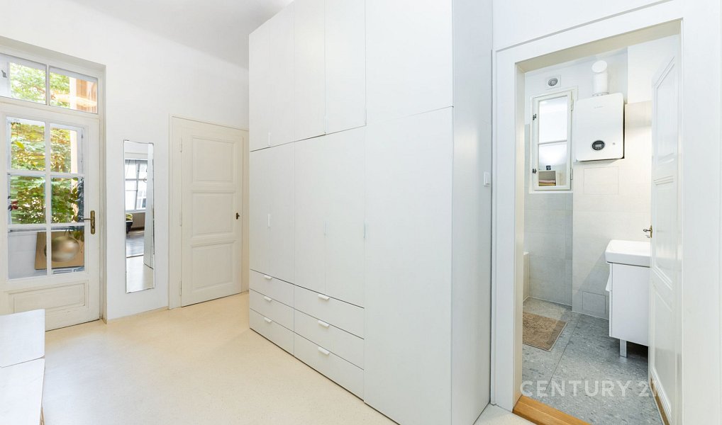 Prodej bytu 2+1 95 m², Praha – náhled fotky 15