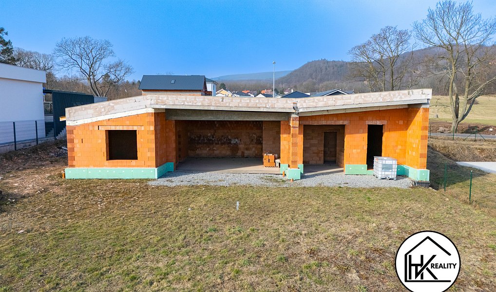 Prodej domu 268 m² s pozemkem 1 122 m², Dubí – náhled fotky 37