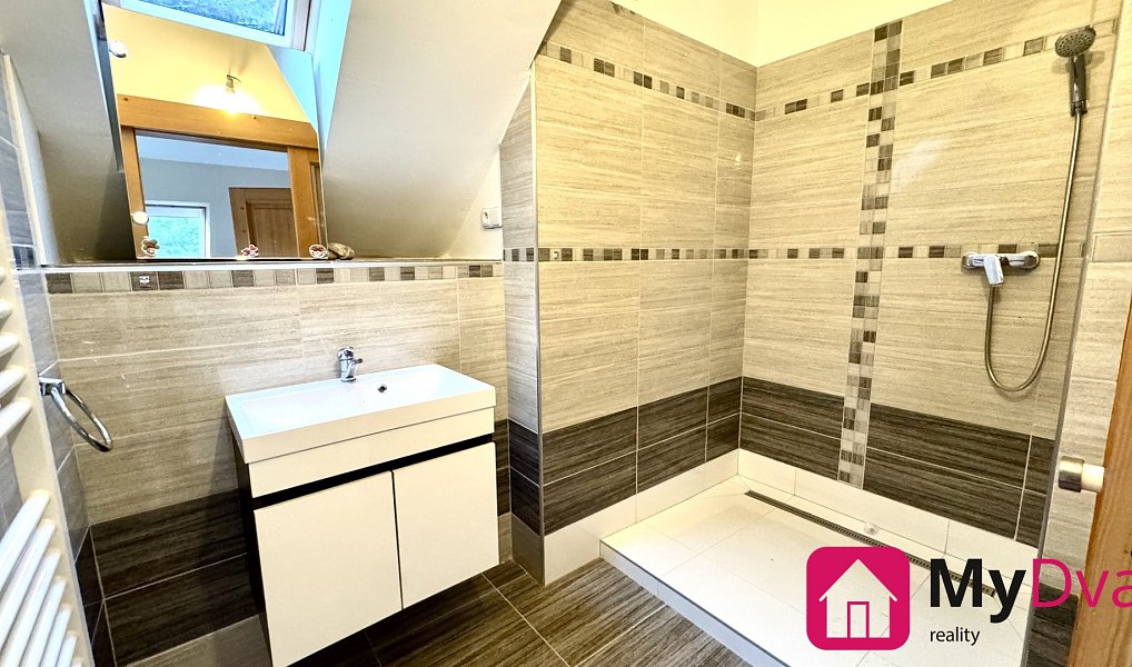 Prodej domu 208 m² s pozemkem 500 m², Vranov nad Dyjí – náhled fotky 14