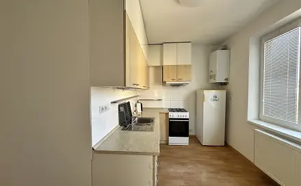 Pronájem bytu 2+1 57 m², Sakařova, Pardubice - Bílé Předměstí