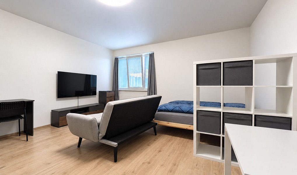 Pronájem bytu 1+kk 35 m², Kladno – fotka 1 z 6