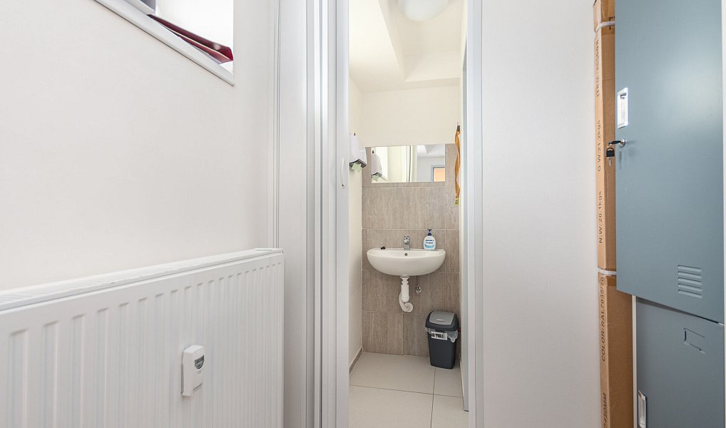Prodej obchodních prostor 68 m², Praha – náhled fotky 10