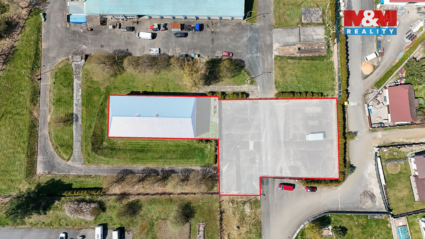 Pronájem obchodních prostor 700 m² — photo 2