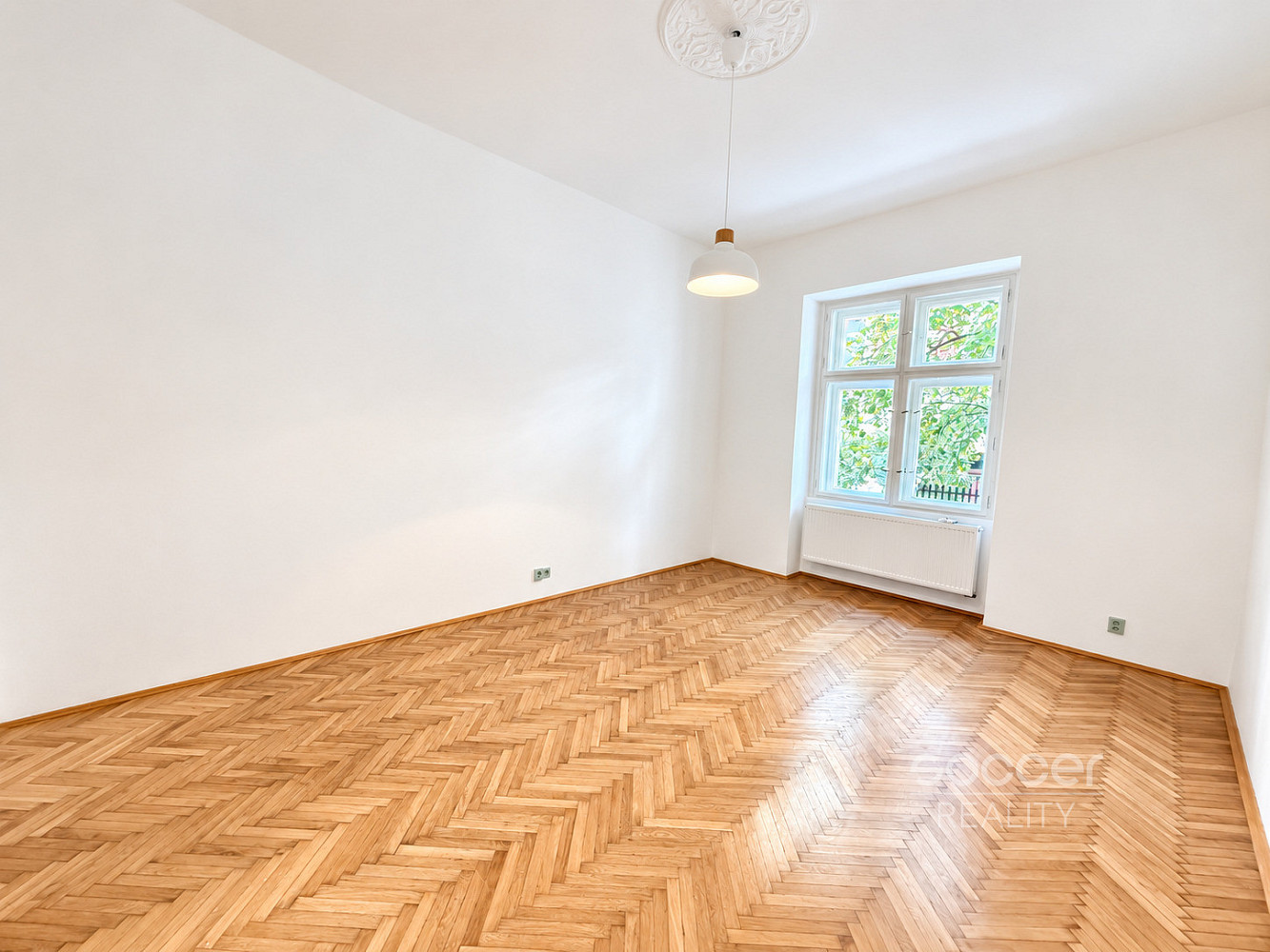 Pronájem bytu 2+kk 54 m² – fotografie 3