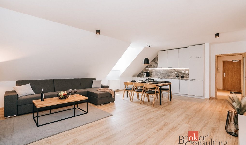 Prodej bytu 3+kk 104 m², Karlova Studánka – náhled fotky 9