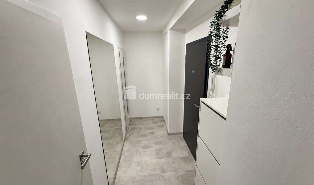 Pronájem bytu 2+kk 38 m², Kralupy nad Vltavou – náhled fotky 9