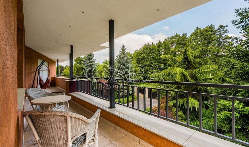 Prodej domu 470 m² s pozemkem 1 038 m², Praha – náhled fotky 15