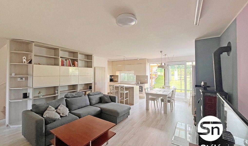 Pronájem bytu 4+kk, 116 m², Kladno, Lány