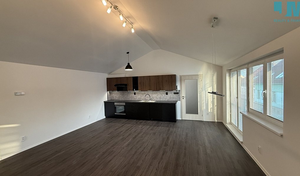 Pronájem bytu 3+kk 68 m², Třebíč – náhled fotky 3