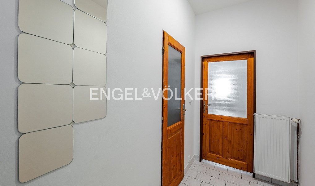 Pronájem bytu 1+kk 35 m², Praha – náhled fotky 5