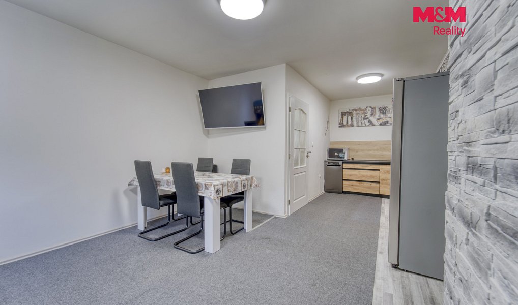Prodej domu 353 m² s pozemkem 515 m², Chotěšov – náhled fotky 8