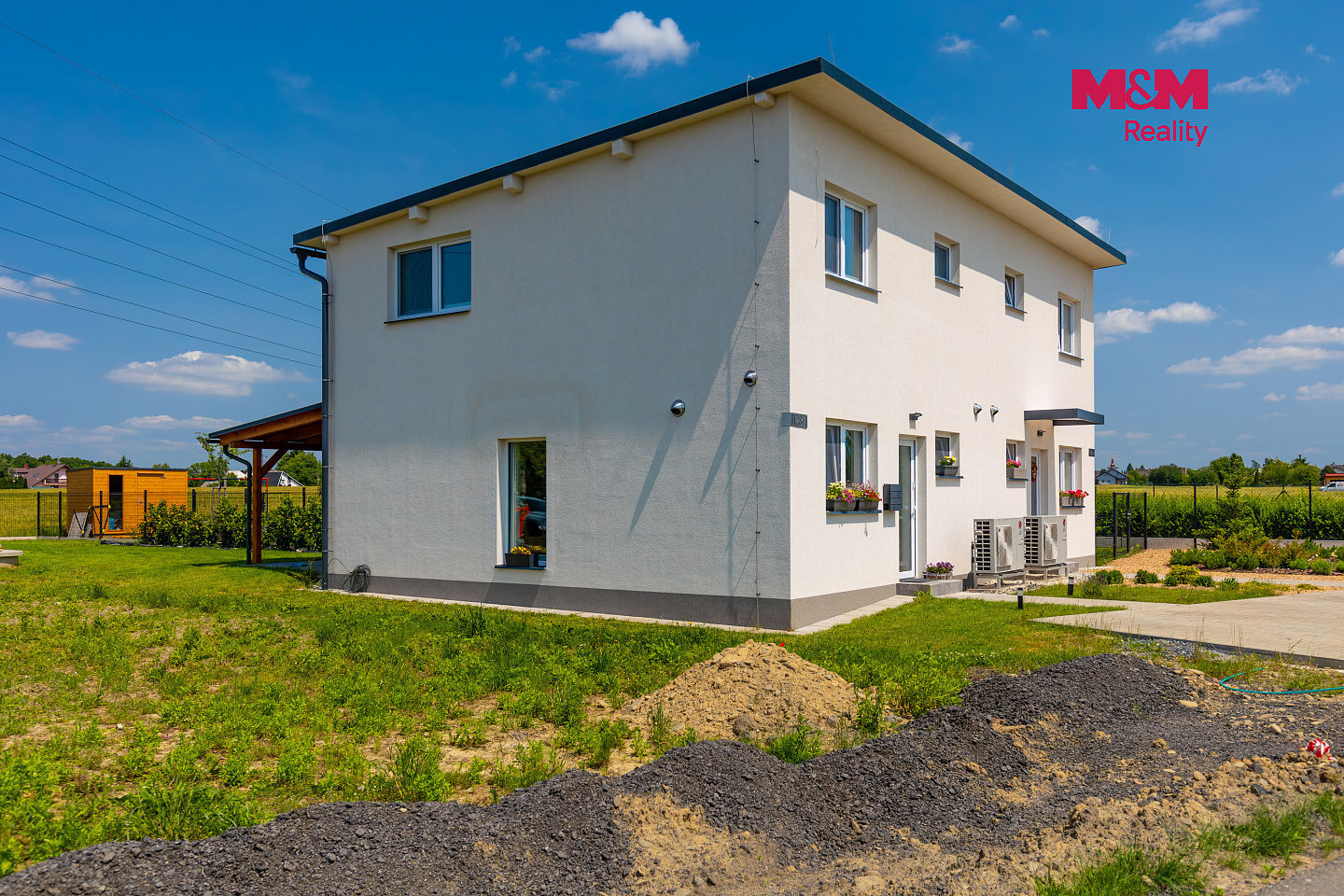 Prodej domu 86 m² s pozemkem 749 m² — photo 2