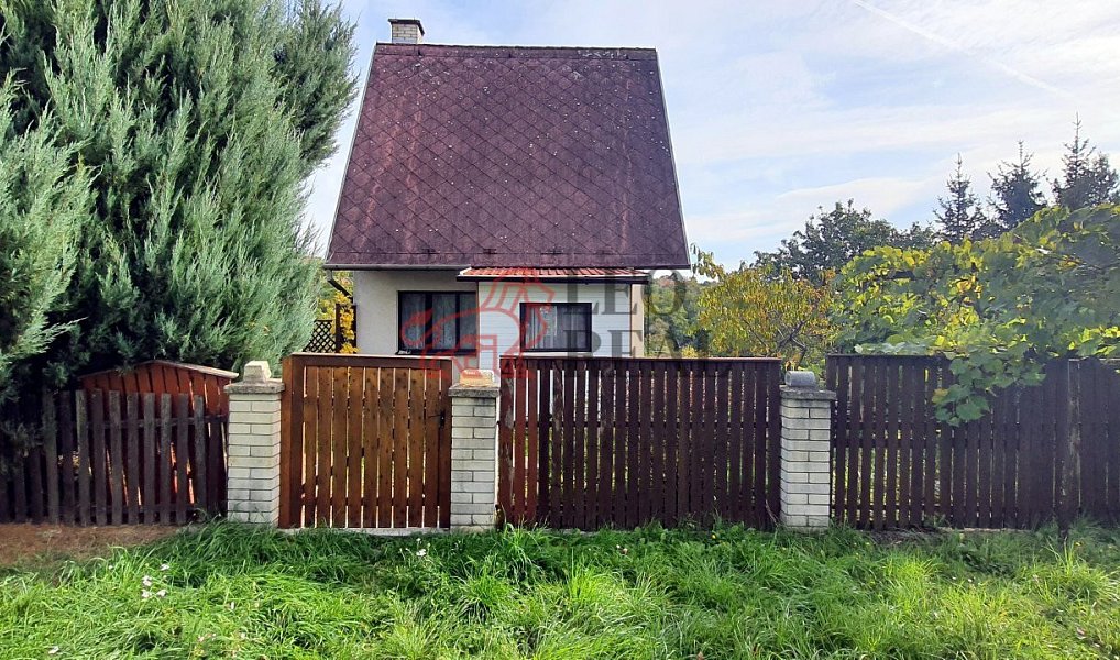Prodej zahrady 901 m², Újezdec – náhled fotky 2