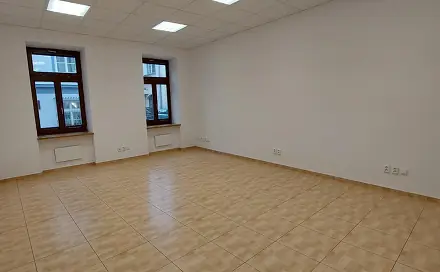 Pronájem kanceláře 32 m², Křížkovského, Valašské Meziříčí, okres Vsetín