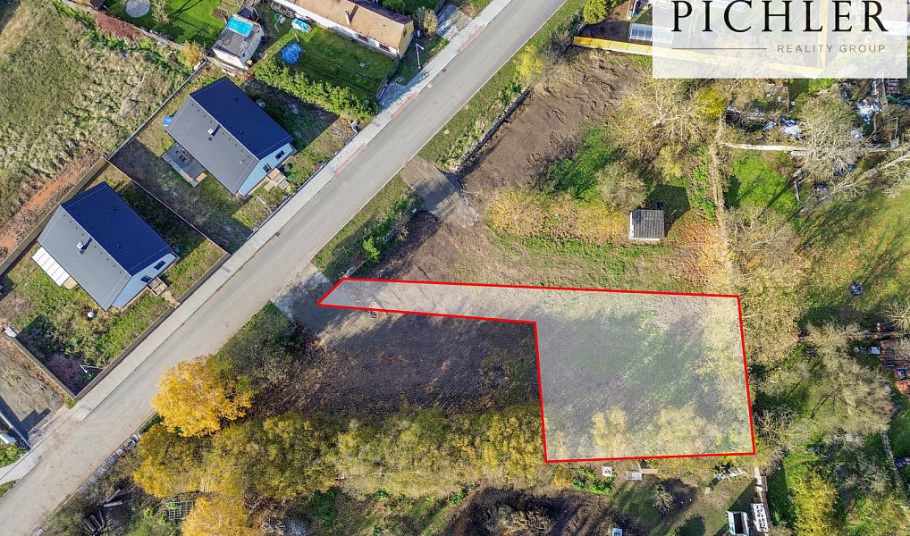 Prodej stavebního pozemku 615 m², Úherce – náhled fotky 2