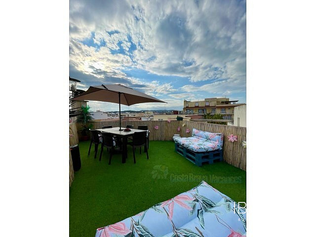 Prodej domu 329 m² s pozemkem 387 m² — photo 2
