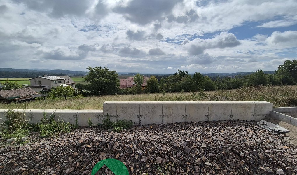 Prodej stavebního pozemku 1 468 m², Žernov – náhled fotky 11
