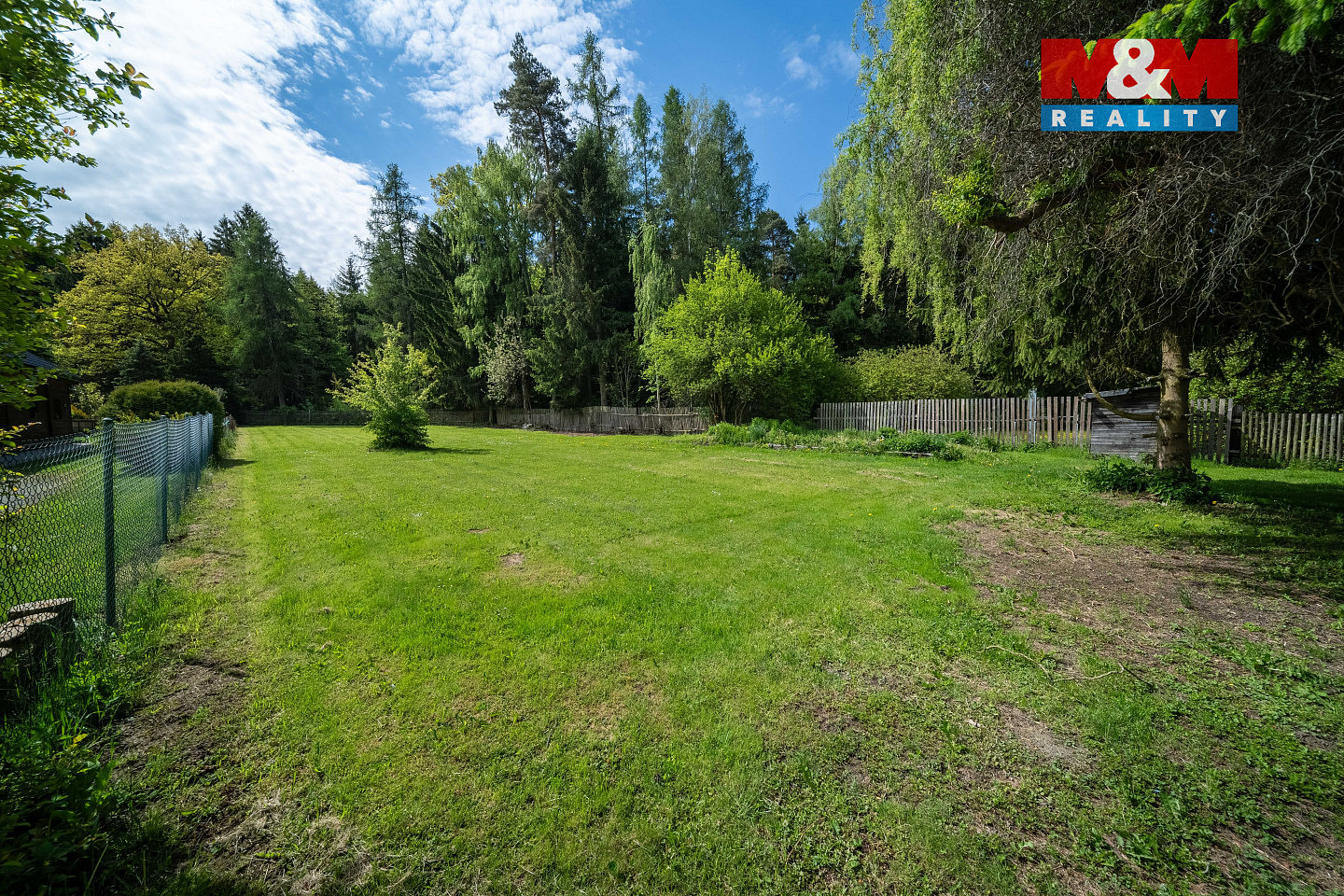 Prodej domu 94 m² s pozemkem 2 439 m² — photo 2