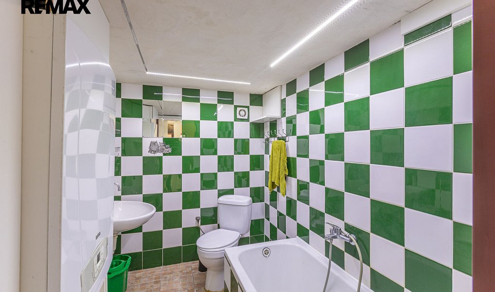 Prodej domu 214 m² s pozemkem 570 m², Roztoky – náhled fotky 26