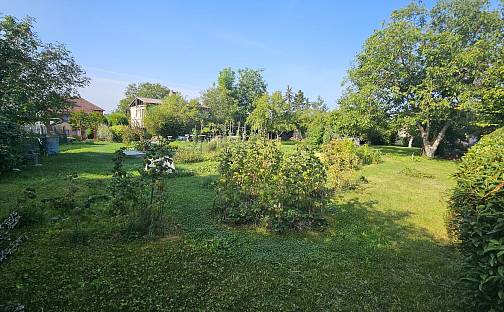 Prodej stavebního pozemku 1 102 m², Vrchlického, Říčany, okres Praha-východ