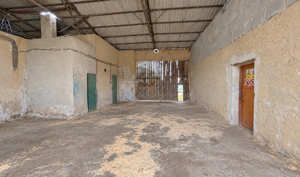 Pronájem zemědělského objektu 420 m², Bitozeves – náhled fotky 5