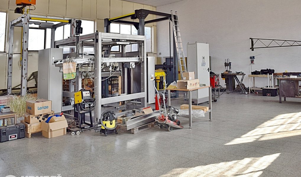 Prodej výrobních prostor 996 m², Chrast – náhled fotky 8