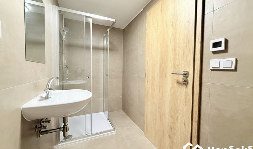 Pronájem bytu 1+kk 30 m², Bystřice pod Hostýnem – náhled fotky 10