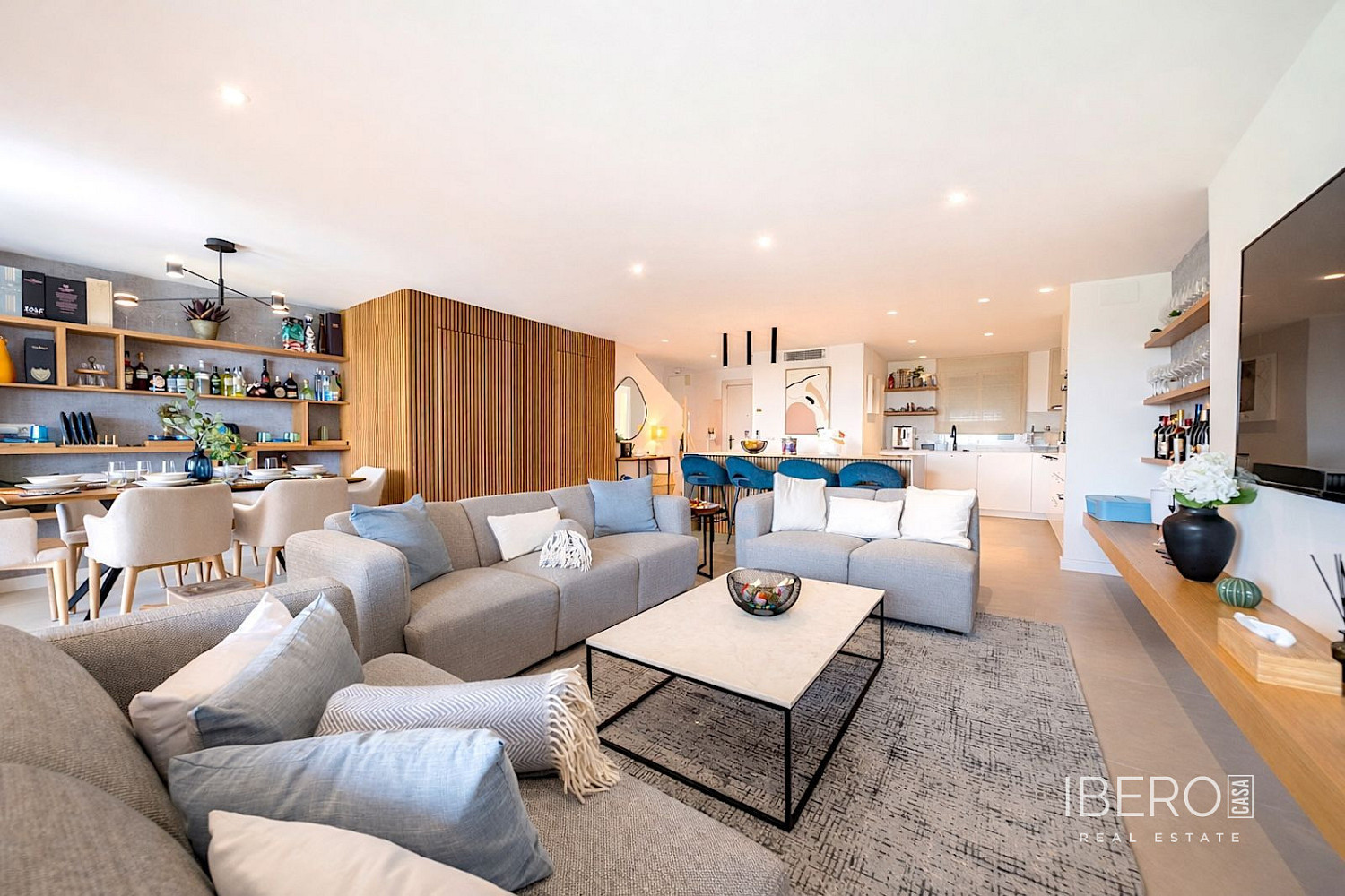 Casa 4+kk – Estepona, Barriada Islas Canarias - Más