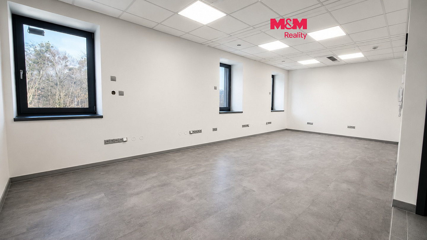 Pronájem kanceláře 66 m²