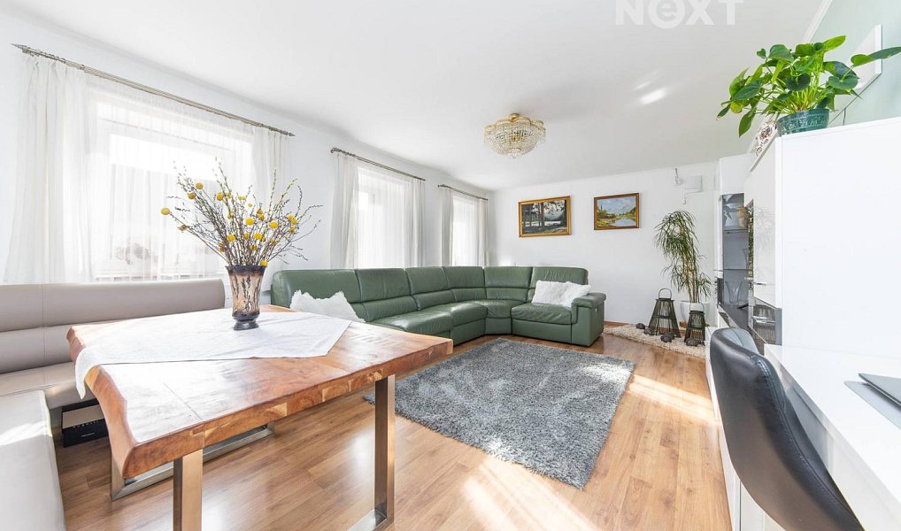 Prodej domu 255 m² s pozemkem 1 620 m², Šumice – náhled fotky 9