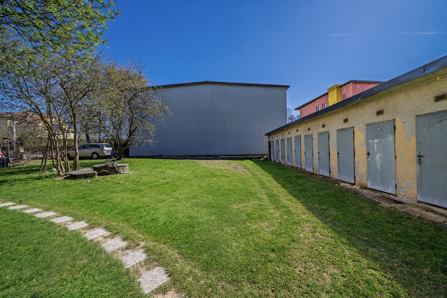 Prodej stavebního pozemku 951 m²