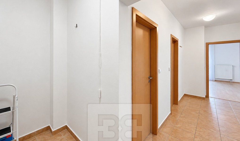 Pronájem bytu 1+kk 42 m², Liberec – náhled fotky 11