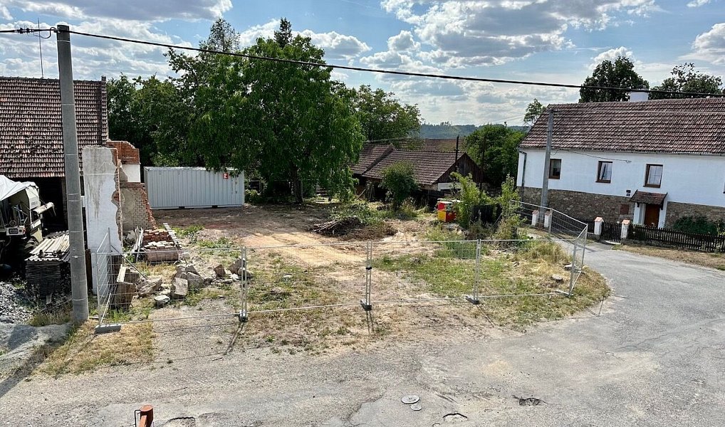 Prodej stavebního pozemku 442 m², Žďárec – náhled fotky 2