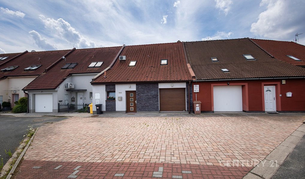 Prodej domu 181 m² s pozemkem 311 m², Kolín – náhled fotky 31