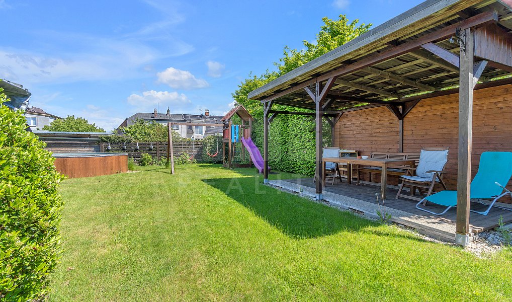Prodej domu 167 m² s pozemkem 667 m², Hradec Králové – náhled fotky 12