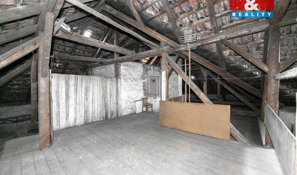 Prodej domu 160 m² s pozemkem 358 m², Brnířov – náhled fotky 17