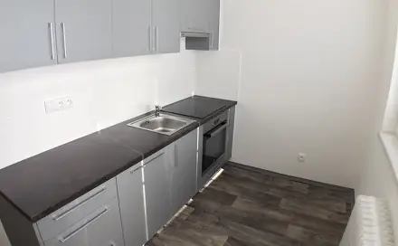 Pronájem bytu 2+1 56 m², Výškovická, Ostrava - Zábřeh