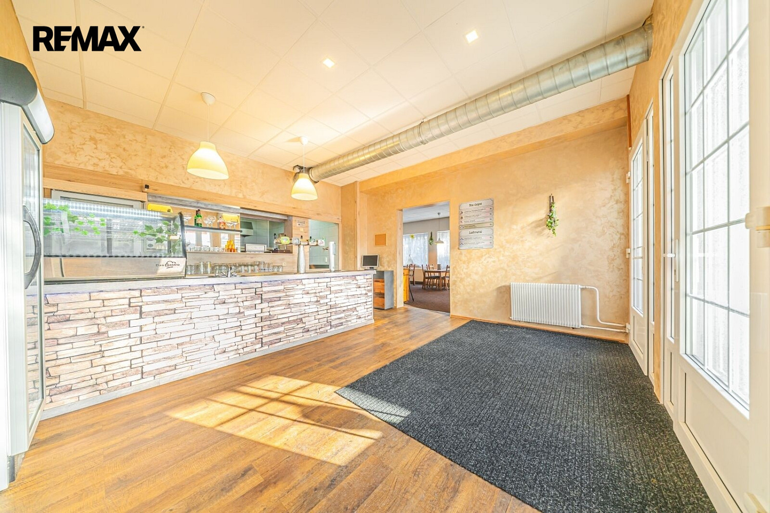 Prodej domu 249 m² s pozemkem 460 m² – fotografie 3