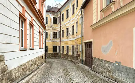 Prodej nájemního domu, činžáku 375 m², U Lázní, Vimperk - Vimperk II, okres Prachatice