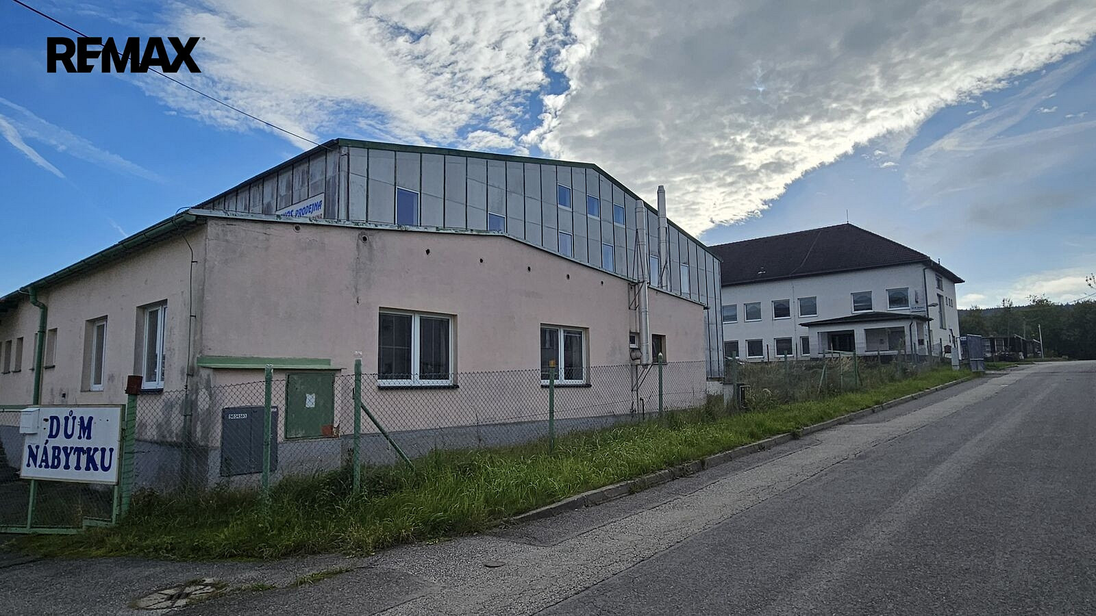 Pronájem obchodních prostor 1 280 m² – fotografie 2