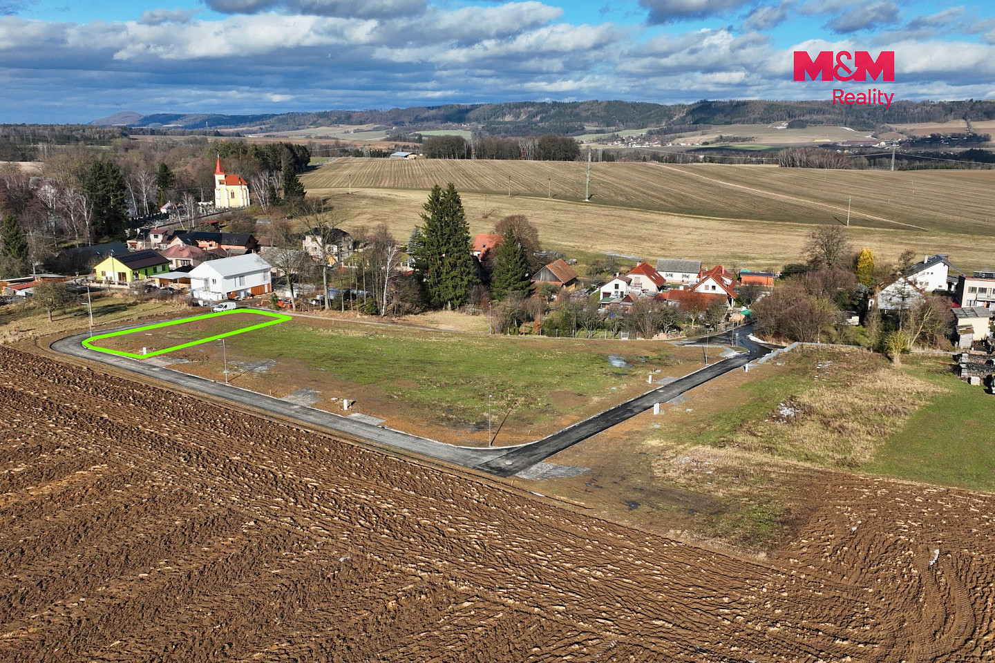 Prodej stavebního pozemku 738 m² – fotografie 3