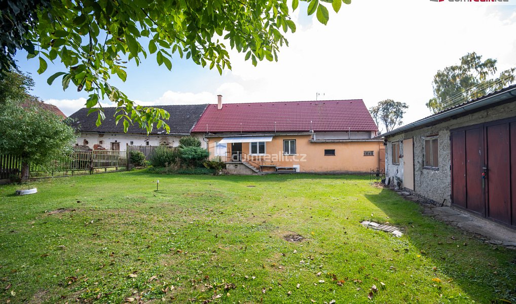 Prodej domu 486 m² s pozemkem 2 814 m², Psárov – náhled fotky 34