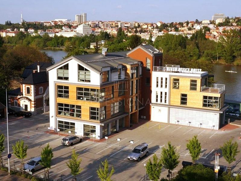 Pronájem kanceláře 52 m²