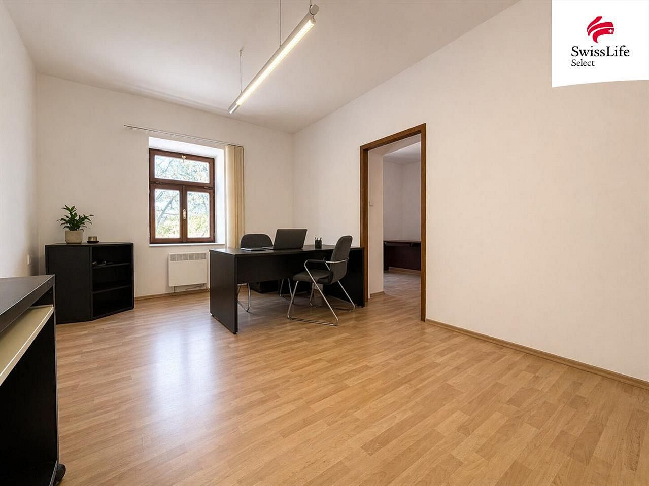 Pronájem kanceláře 39 m² – fotografie 4