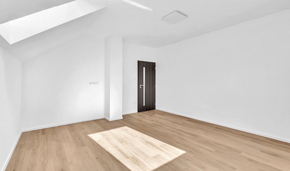 Prodej domu 214 m² s pozemkem 942 m², Vamberk – náhled fotky 18