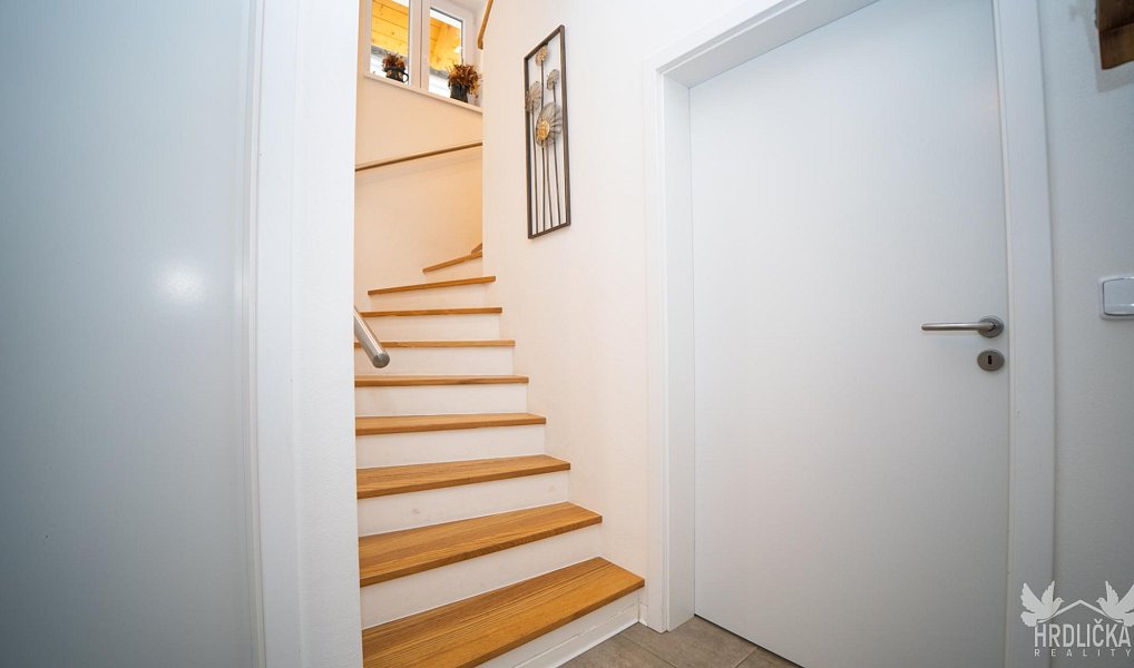 Prodej domu 96 m² s pozemkem 365 m², Frymburk – náhled fotky 23