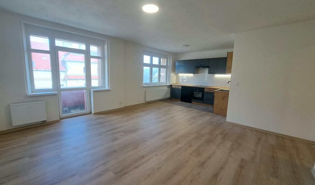 Pronájem bytu 3+kk 80 m², Chomutov – náhled fotky 6