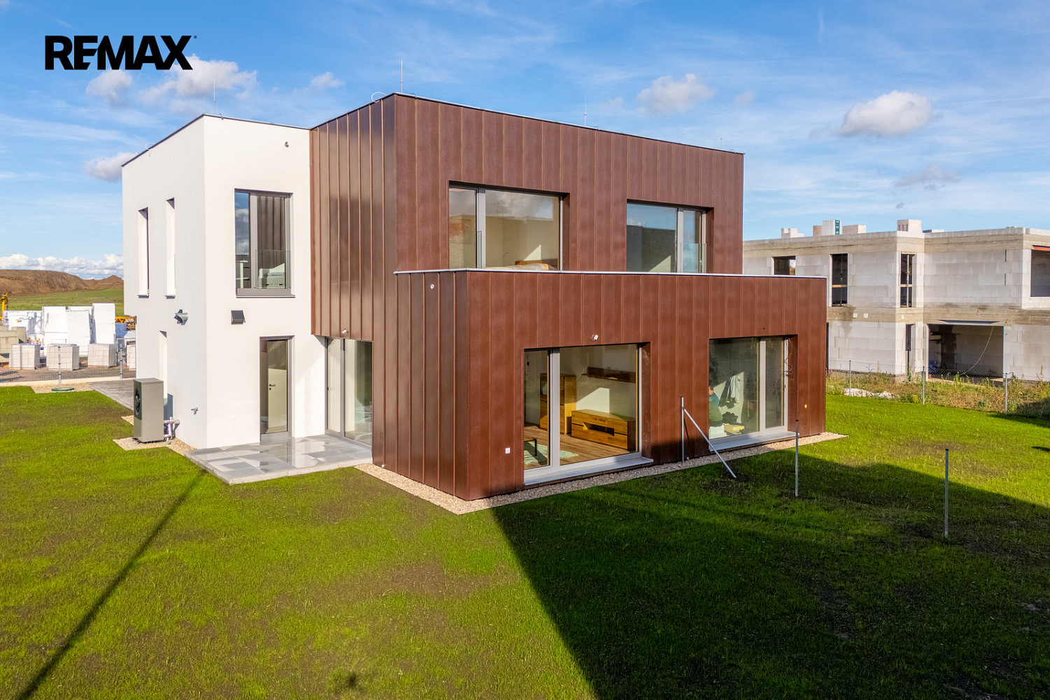 Prodej domu 147 m² s pozemkem 478 m² – fotografie 2